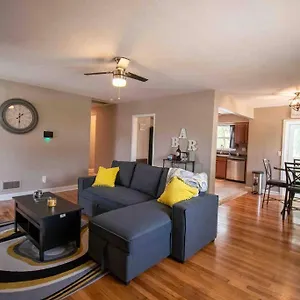 Holiday home Virginia Sleeps 8 Game Rm And Meditation Rm, Virginia Beach